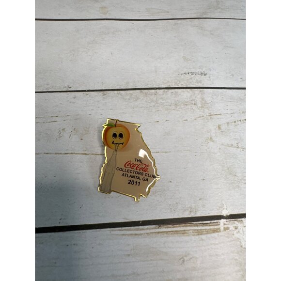 Coca Cola Pin Lot of 4 Racing 2013 Georgia 2011 Palm Springs 2002 Bottle Hat Lap - Picture 5 of 16